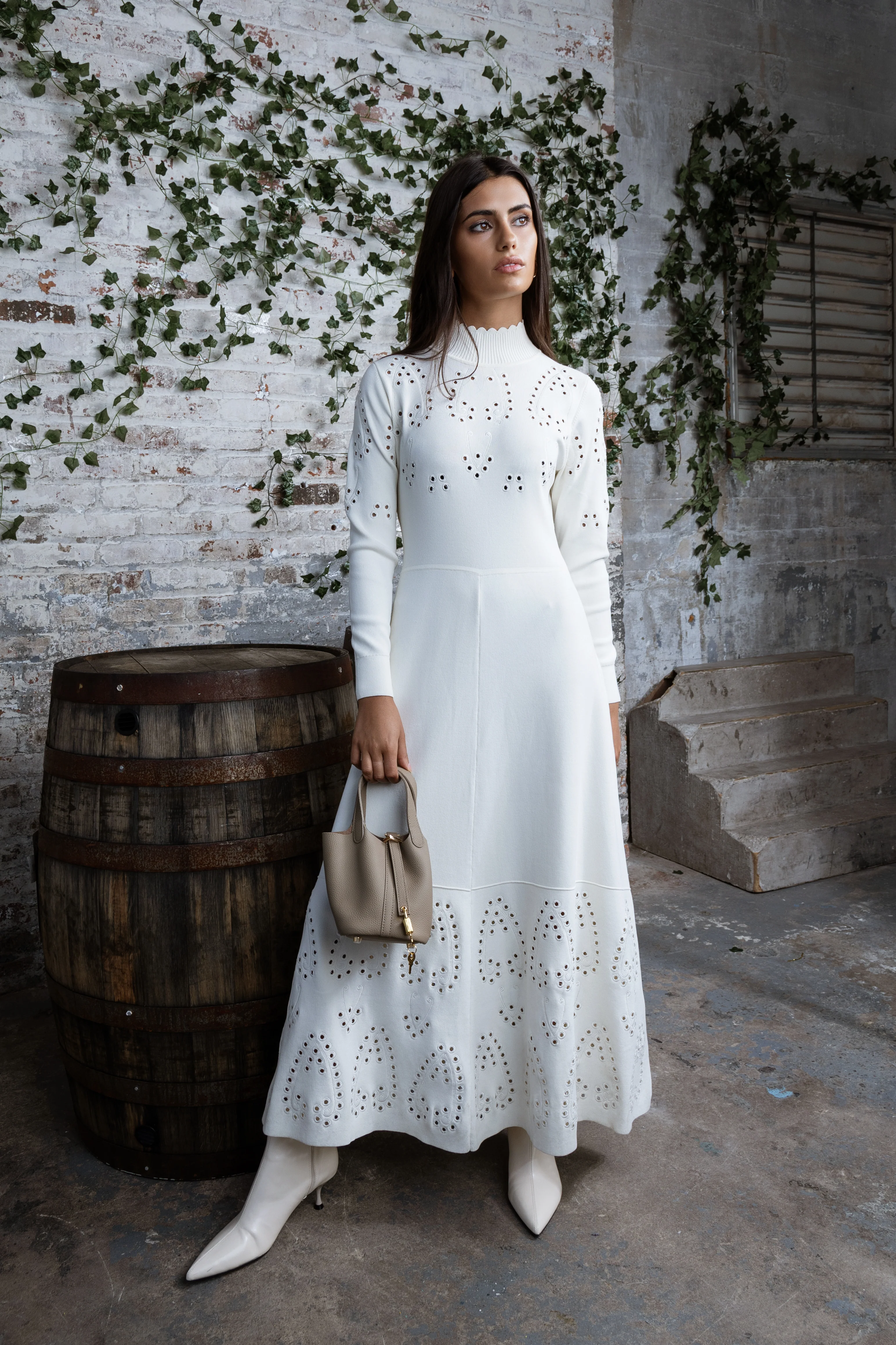 CREAM FINNESE DRESS