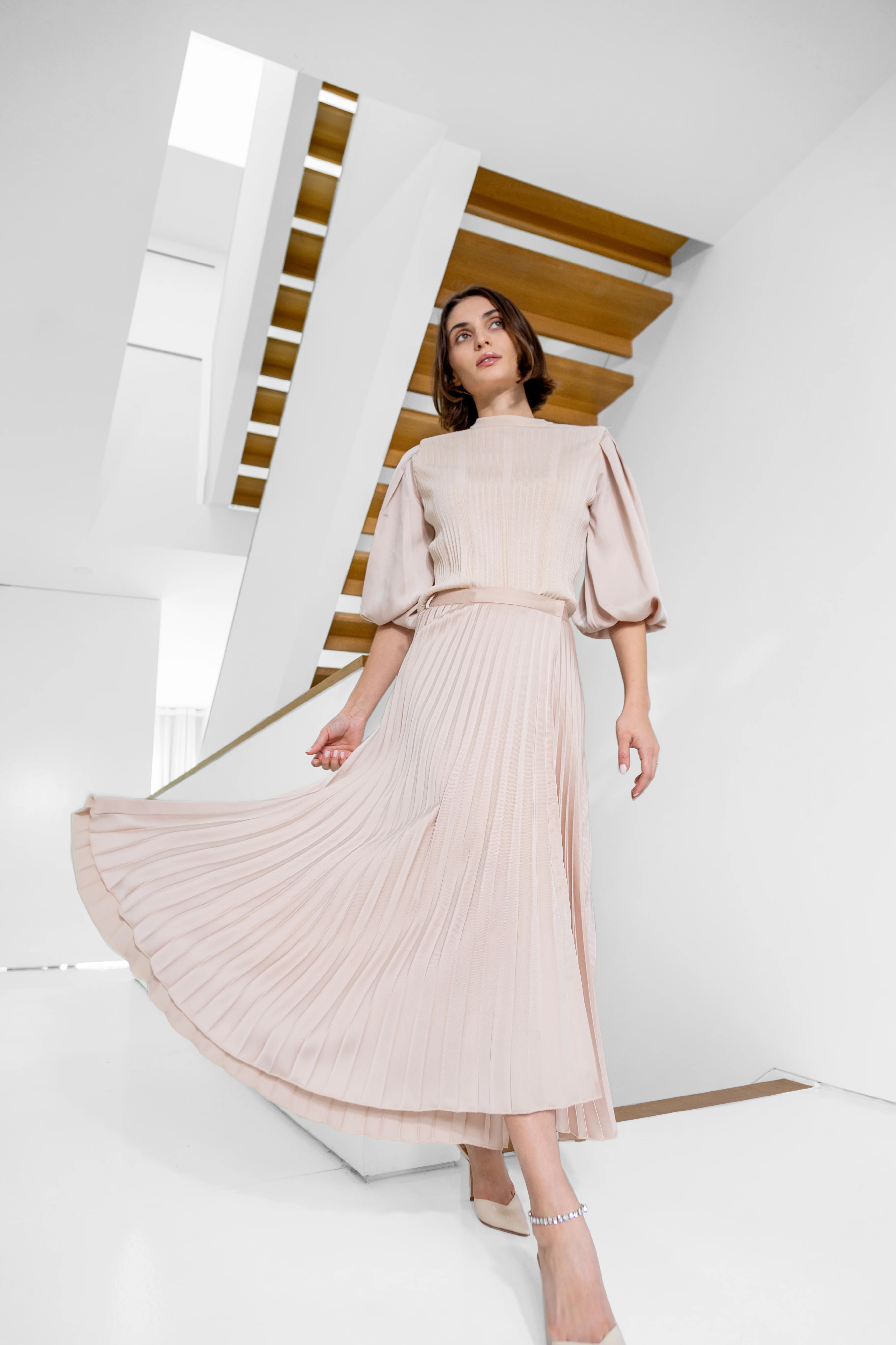 ECRU/ SHELL ASYMMETRICAL SILK PLEATED SKIRT - Image 2