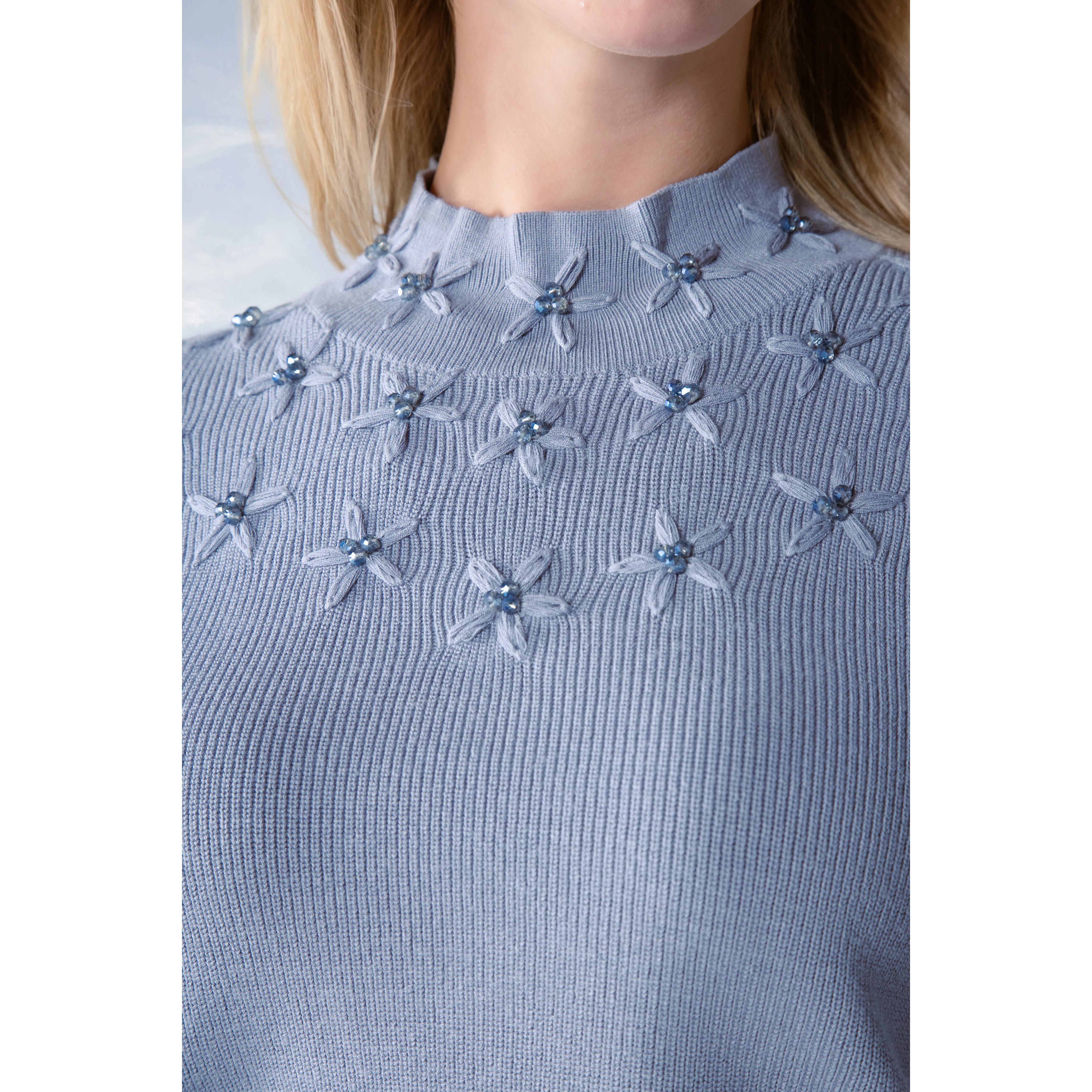 LIGHT BLUE DOMA SWEATER - Image 2